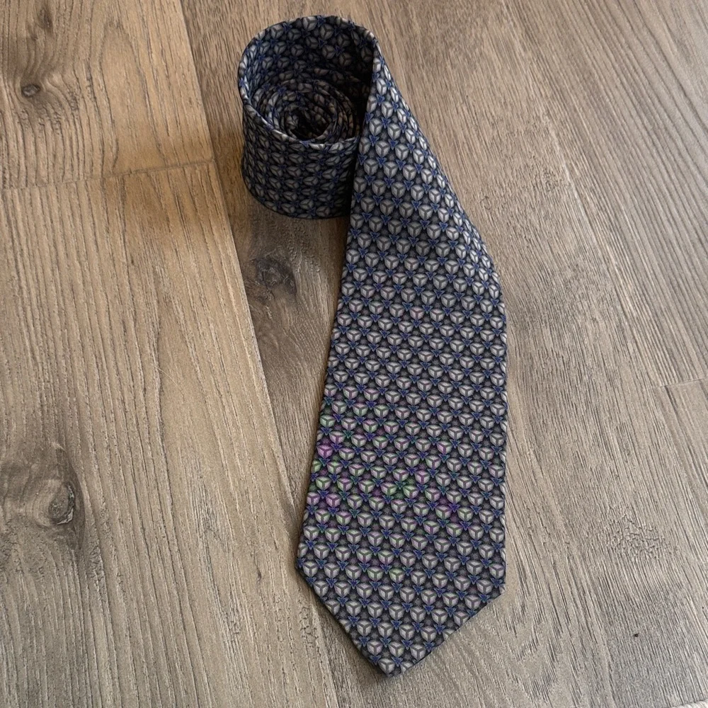 Geoffrey Beene Navy and Silver Geometric Tie